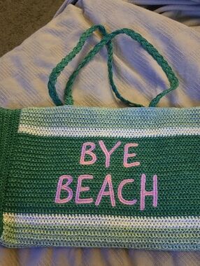 Claire's Green Rafia-Style Tote Bag